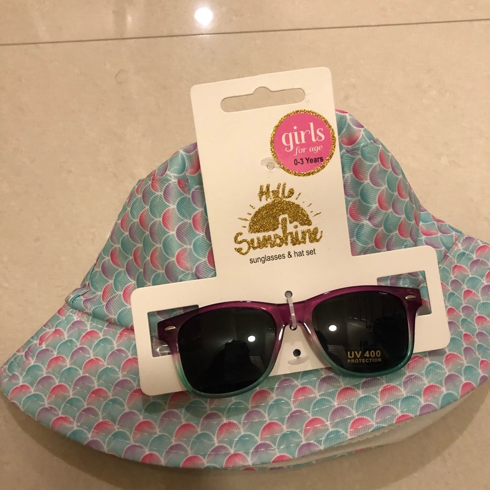 Toddler girl hat and glasses